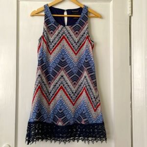Dress sleeveless